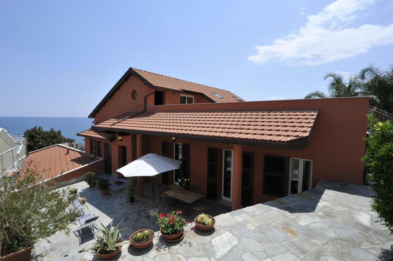 Agriturismo La Tuffatrice Imperia Exterior photo